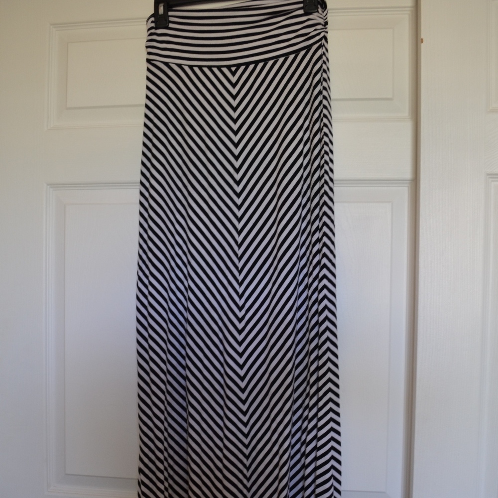 Striped maxi skirt